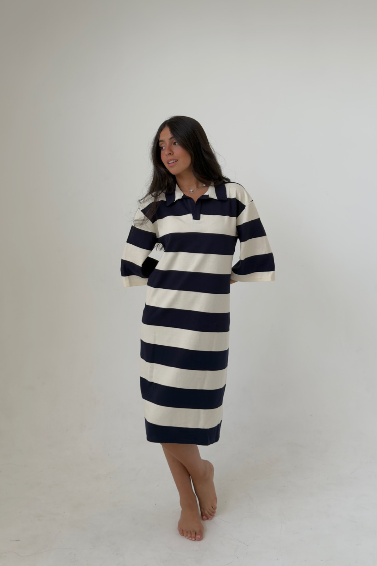 30 שמלת ג'רזי אוברסייז ROBE - כחול לבן – תמונה 1