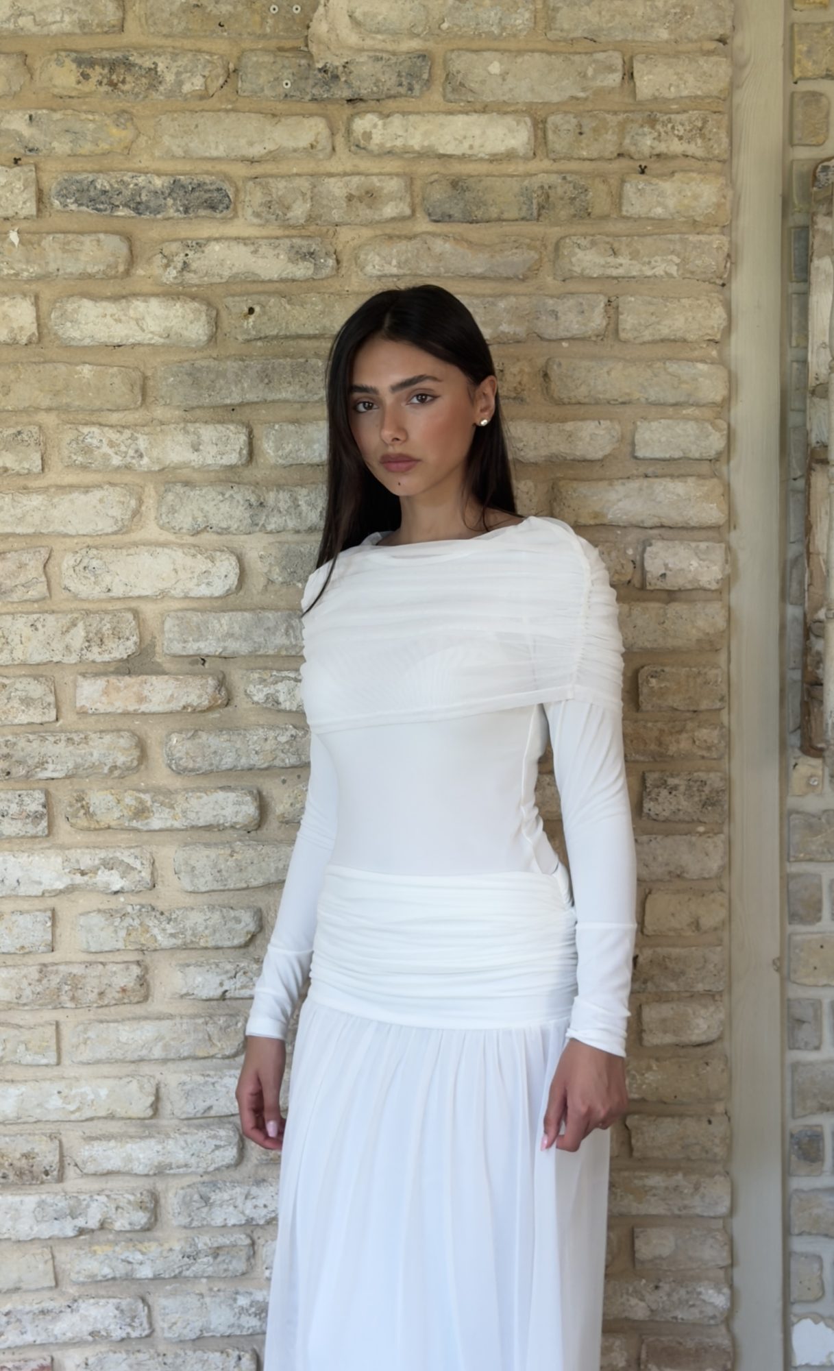 FullSizeRender(35) חולצת DRAPE שיפון לייקרה - חלבי – תמונה 1